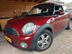 Rood Gebruikt 2009 Mini ONE Hatchback | € 5.000 (Eerlijke prijs)