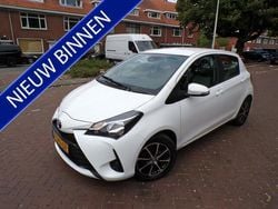 Wit Gebruikt 2020 Toyota Yaris Connect Style Hatchback | € 13.944 (Eerlijke prijs)