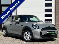Grijs Gebruikt 2022 Mini Cooper Essential Hatchback | € 19.990 (Eerlijke prijs)