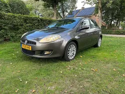 Bruin Gebruikt 2008 Fiat Bravo Hatchback | € 1.500 (Goede deal)
