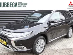 Amethyst black (zwart parelmoer) Gebruikt 2020 Mitsubishi Outlander P-HEV Instyle SUV | € 27.995 (Eerlijke prijs)
