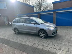 Grijs, metallic lak Gebruikt 2010 Mazda 5 MPV | € 2.300 (Eerlijke prijs)