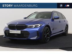 Blauw Gebruikt 2024 BMW 330e Executive Stationwagen | € 56.850 (Duur)