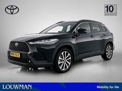 Zwart Gebruikt 2025 Toyota Corolla Cross Premium SUV | € 37.950 (Eerlijke prijs)