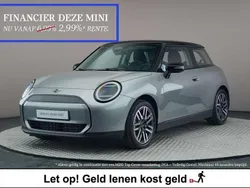 Grijs Nieuw 2024 Mini Cooper Classic Hatchback | € 29.900 (Goede deal)