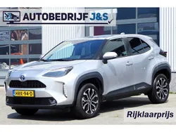 Grijs Gebruikt 2023 Toyota Yaris Cross SUV | € 28.850 (Eerlijke prijs)