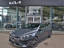 Zwart, metallic lak Gebruikt 2024 Kia ProCeed Hatchback | € 39.995 (Duur)