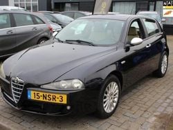 Zwart Gebruikt 2008 Alfa Romeo 147 Business Hatchback | € 1.950 (Eerlijke prijs)