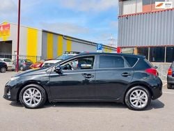 Gebruikt 2014 Toyota Auris | € 9.999 (Iets duurder)