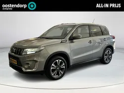 Grijs Gebruikt 2022 Suzuki Vitara Style SUV | € 25.945 (Eerlijke prijs)
