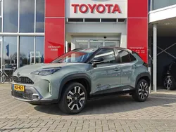 Zwart Nieuw 2024 Toyota Yaris Cross Edition SUV | € 39.900