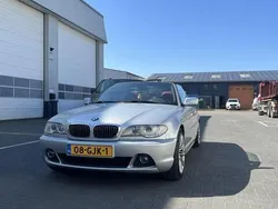 Grijs, metallic lak Gebruikt 2006 BMW 330 Cabriolet Cabriolet | € 17.500 (Eerlijke prijs)