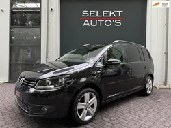 Zwart Gebruikt 2014 VW Touran Life MPV | € 12.950 (Iets duurder)
