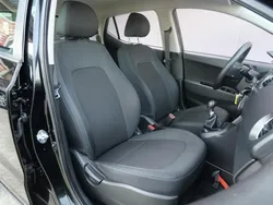 Zwart, metallic lak Gebruikt 2018 Hyundai i10 Comfort Hatchback | € 8.690 (Eerlijke prijs)