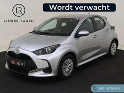 Grijs Gebruikt 2025 Toyota Yaris Hybrid Comfort Hatchback | € 26.950 (Iets duurder)