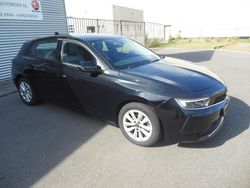 Zwart Gebruikt 2022 Opel Astra Edition Hatchback | € 17.850 (Iets duurder)