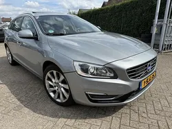 Grijs Gebruikt 2013 Volvo V60 Summum Stationwagen | € 4.999 (Super prijs)