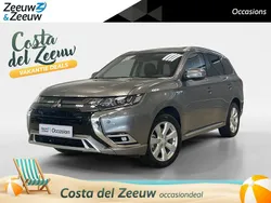 Titanium grey m Gebruikt 2021 Mitsubishi Outlander P-HEV Intense+ SUV | € 26.450 (Eerlijke prijs)