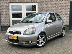 Grijs Gebruikt 2001 Toyota Yaris Sport Hatchback | € 1.850 (Goede deal)
