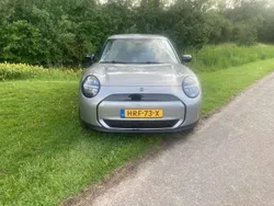 Grijs Nieuw 2025 Mini Cooper Hatchback | € 29.950