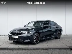 Saphirschwarz metallic (zwart metallic) Gebruikt 2025 BMW 330e M Sport Sedan | € 64.900 (Eerlijke prijs)