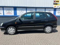 Zwart Gebruikt 2005 Nissan Almera Tino Visia MPV | € 1.750 (Eerlijke prijs)