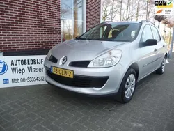 Grijs Gebruikt 2008 Renault Clio GrandTour Expression Stationwagen | € 2.295 (Iets duurder)