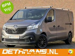 Grijs Gebruikt 2019 Renault Trafic Black Edition MPV | € 15.850 (Goede deal)