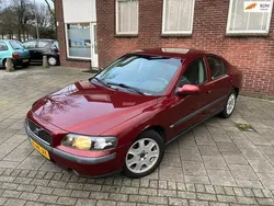 Rood Gebruikt 2001 Volvo S60 Sedan | € 1.750 (Eerlijke prijs)