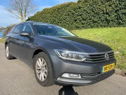Grijs Gebruikt 2015 VW Passat Edition Stationwagen | € 8.750 (Iets duurder)