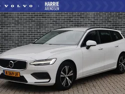 Wit Gebruikt 2021 Volvo V60 Momentum Stationwagen | € 27.194 (Goede deal)