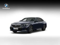 Zwart Nieuw 2025 BMW 520 Comfort Edition Sedan | € 87.301