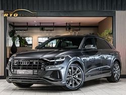 Grijs Gebruikt 2023 Audi Q8 S-Line SUV | € 70.000