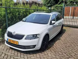 Gebruikt 2015 Skoda Octavia Style Stationwagen | € 9.600 (Eerlijke prijs)