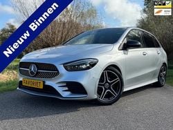 Grijs Gebruikt 2020 Mercedes B200 Business MPV | € 24.950 (Eerlijke prijs)