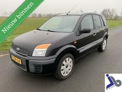 Zwart Gebruikt 2008 Ford Fusion Cool & Sound Edition MPV | € 2.940 (Eerlijke prijs)