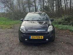 Zwart Gebruikt 2011 Fiat Punto Evo Dynamic Hatchback | € 2.750 (Eerlijke prijs)