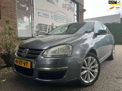 Grijs Gebruikt 2007 VW Jetta Comfortline Sedan | € 1.995 (Goede deal)