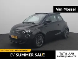 Zwart Gebruikt 2022 Fiat 500e Icon Cabriolet | € 18.900 (Goede deal)