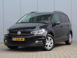 Zwart Gebruikt 2016 VW Touran Trendline MPV | € 16.999 (Goede deal)