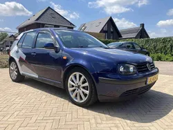 Blauw Gebruikt 1999 VW Golf IV Trendline Hatchback | € 2.199 (Eerlijke prijs)