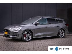 Grijs Gebruikt 2024 Ford Focus ST-Line X Stationwagen | € 28.395 (Duur)