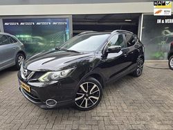 Zwart Gebruikt 2015 Nissan Qashqai Tekna SUV | € 9.999 (Goede deal)