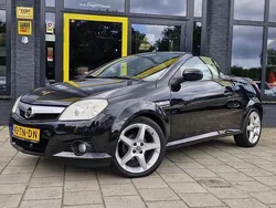 Zwart Gebruikt 2006 Opel Tigra Sport Cabriolet | € 2.950 (Iets duurder)