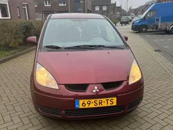Rood Gebruikt 2006 Mitsubishi Colt Invite Stationwagen | € 1.750