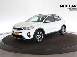 Wit Gebruikt 2020 Kia Stonic SUV | € 14.700 (Eerlijke prijs)