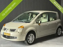 Beige Gebruikt 2006 Renault Modus MPV | € 4.999 (Iets duurder)