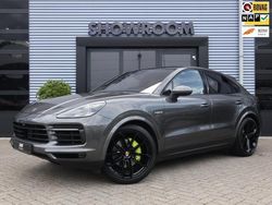 Grijs Gebruikt 2019 Porsche Cayenne SUV | € 79.900 (Duur)