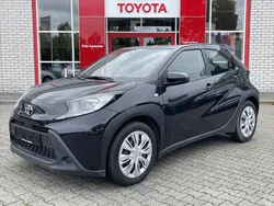 Gebruikt 2023 Toyota Aygo Play Hatchback | € 16.499 (Goede deal)