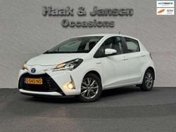 Wit Gebruikt 2019 Toyota Yaris Hybrid Active Hatchback | € 14.495 (Super prijs)